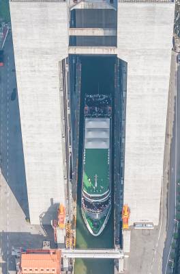 三峡升船机累计客运量突破200万人次（客户端采稿）
