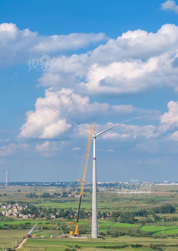 947011