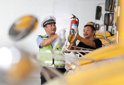 湖北钟祥：多警种联动密织开学季“安全网” （客户端采稿）