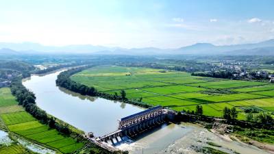 湖北通城：拦水闸除险加固惠民