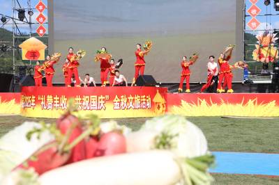 湖北竹溪：趣味农运会 欢乐迎“双节”