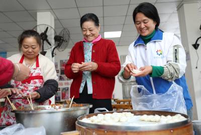 幸福食堂里过重阳节