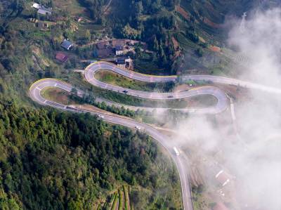 盘山公路美如画