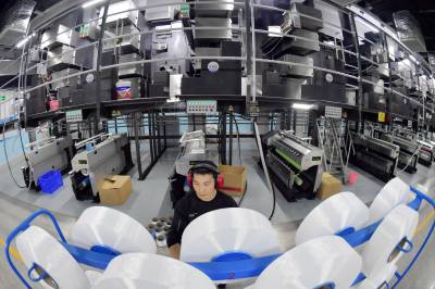 全流程国产化 年产2500吨特种尼龙66长丝中试线全面投产（客户端采稿）