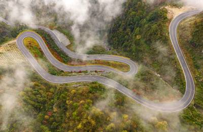 湖北秭归：山道弯弯冬景如画