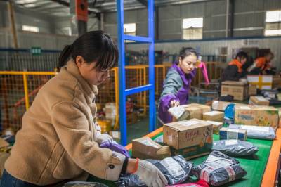 备战“双十一”（客户端采稿）