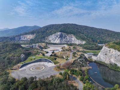 襄阳：矿区变景区