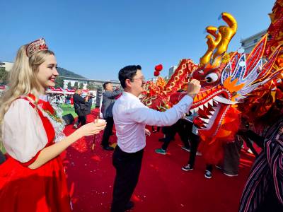 中国地大（武汉）文化节展五洲风采