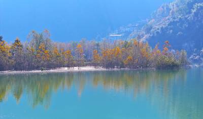 湖北恩施：清江冬景如画