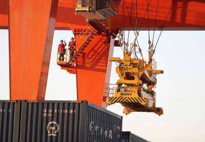 湖北荆门：电力特巡保障物流枢纽稳定运行      