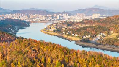 英山：生态山城美画卷