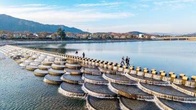 湖北英山：东河鱼鳞坝 “点靓” 农旅融合新图景