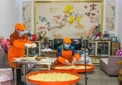 秭归：恩爱夫妻“抖”出幸福新生活