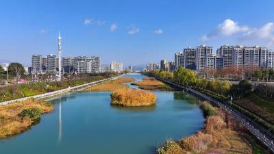 房县：“幸福河湖”景如画