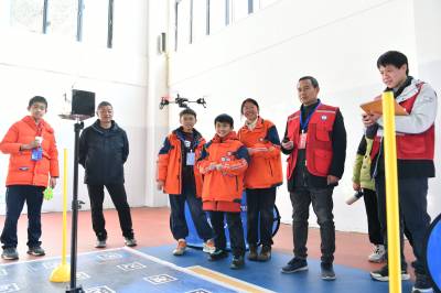  科技赋能点亮校园 创新实践竞逐赛场