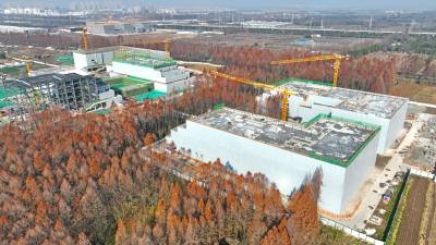 长江新区与武汉大学共建科教融合创新园区 低碳能源生命健康产业园封顶