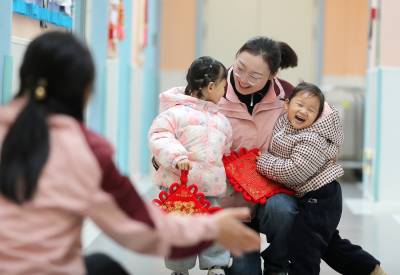 湖北荆门：“10分钟托育圈”惠民生（客户端采稿）
