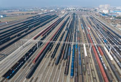  襄阳北站作业量稳居全国前三