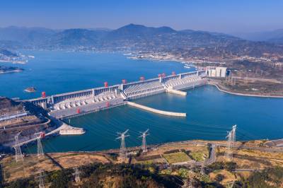 三峡电站2025年发电量为957.15亿千瓦时 同比增长15.44%