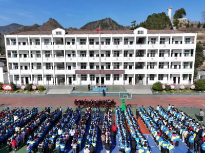 书法润童心 墨香满校园