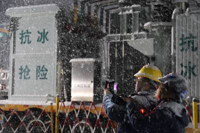 风雪夜巡保供电