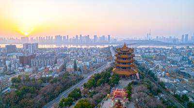 湖北武汉：冬日黄鹤楼胜景