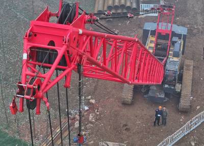 湖北襄阳：设备“体检”保障项目建设