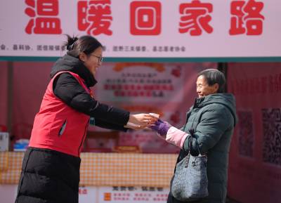 湖北巴东：温暖回家路