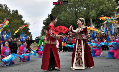 湖北十堰：多彩民俗闹元宵（客户端采稿）