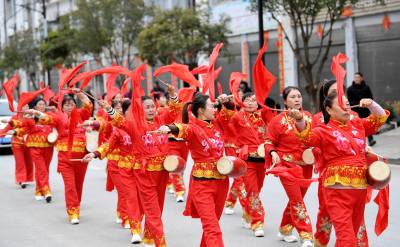 湖北保康：情暖夕阳闹元宵 文明新风润乡村（客户端采稿）