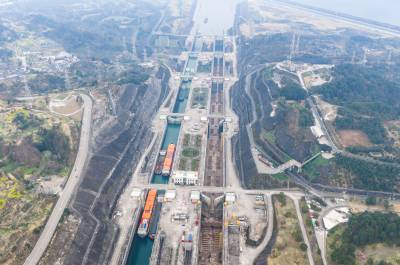 三峡南线船闸4日起实施停航检修