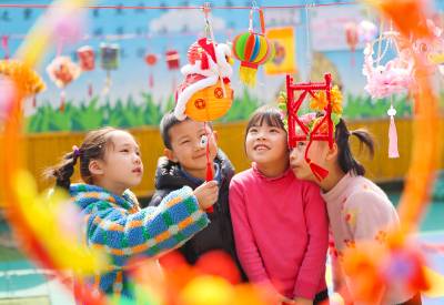 湖北襄阳：创意寒假作业展