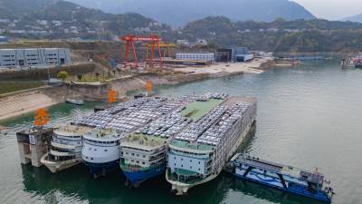 湖北秭归：长江黄金水道上的汽车物流枢纽