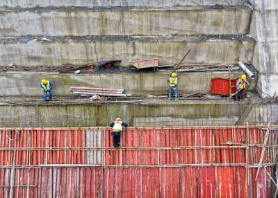 湖北巴东：深山水库建设正酣