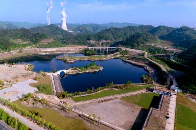 湖北十堰：“水上乐园”绿化改造如火如荼