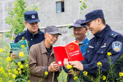 湖北襄阳：普法守护生态安全