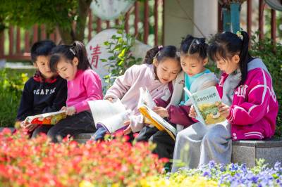 湖北襄阳：书香满校园 阅读伴成长