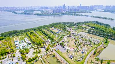 湖北武汉：露营休闲 乐享春光