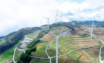 湖北秭归：山巅风电 绿护长江