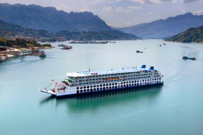 三峡库区滚装客船焕新升级