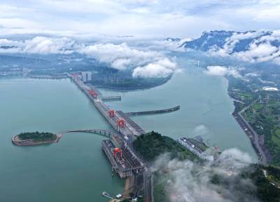 三峡水库加快汛前消落应对主汛期