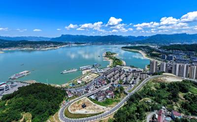 湖北秭归：高峡平湖生态美