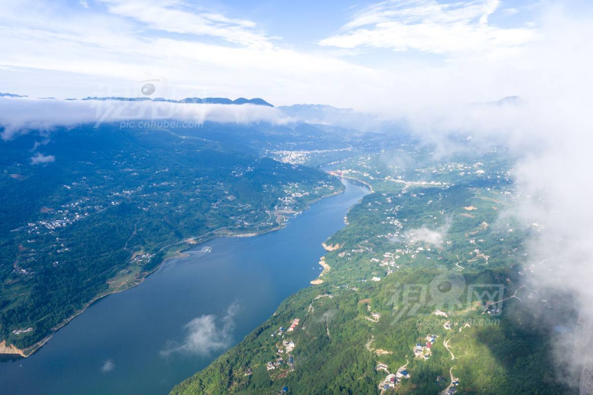 992720
