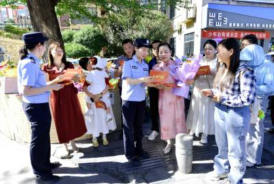 保康：发“防骗锦囊”，助“金榜题名”！