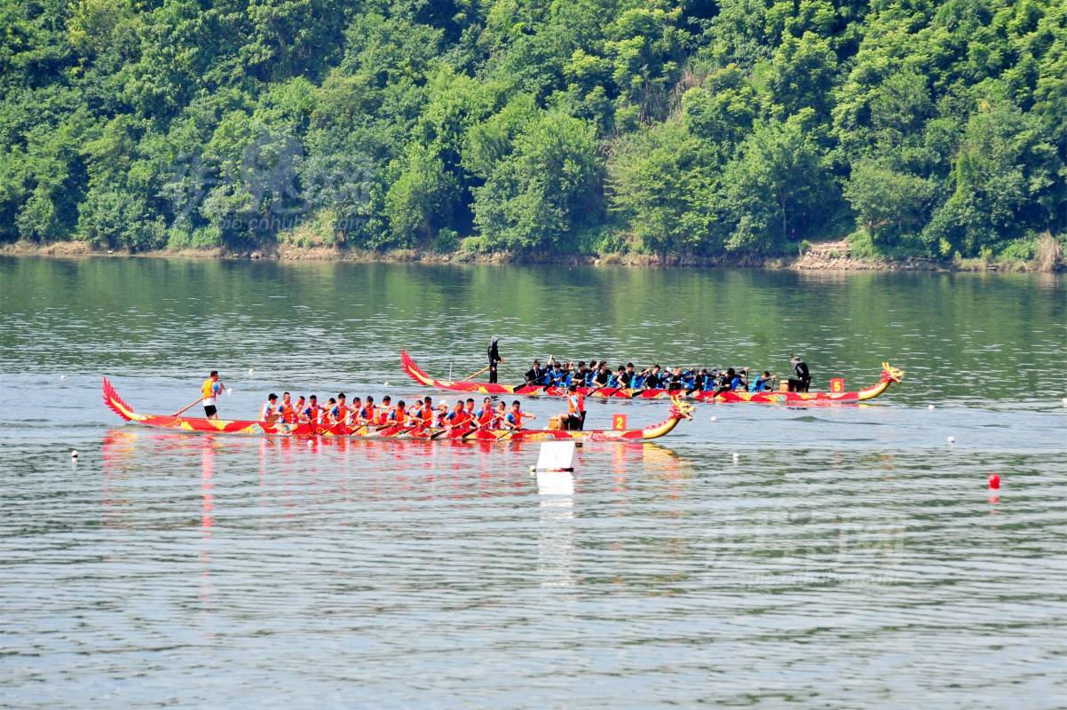 993881