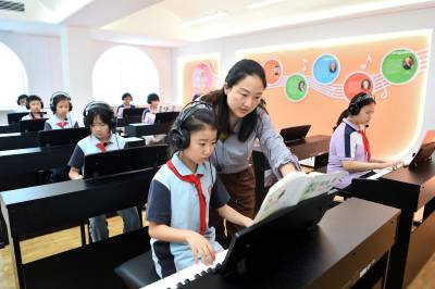 多彩社团活动 助力学生快乐成长