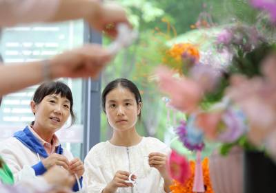 湖北荆门：残疾人勤学技能稳增收（客户端采稿）