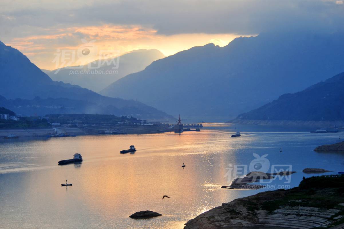 995580