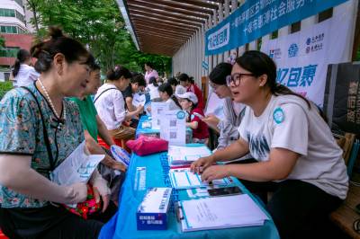 湖北十堰：全市首个时光守护站落地投用 便民服务守护居民银发健康（客户端采稿）
