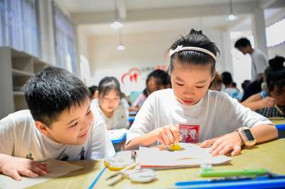  浠水：公益课堂传非遗（客户端采稿）